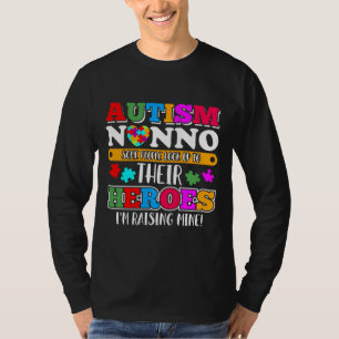 Autism Icke-inga människor tittar upp på sina hjäl T Shirt