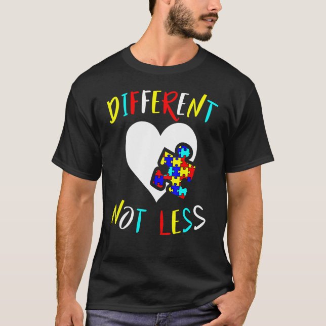 Autism Medvetenhet Design  Annorlunda Inte Mindre  T Shirt (Framsida)