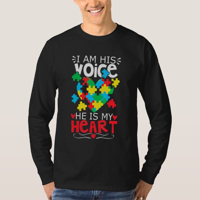 Autism Puzzle Biet Heart.. Jag är hans röstkvinnas T Shirt (Framsida)