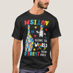 Autism Ser Världen Från En Annan Synvinkel Aut T Shirt