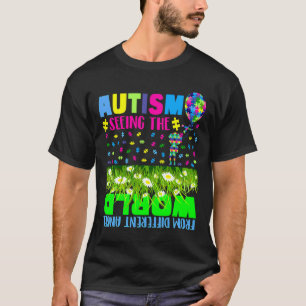 Autism som ser världen från olika änglar t shirt