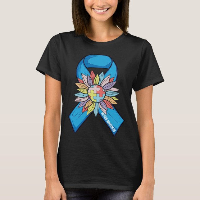Autism Sunflower Blue Ribbon In April We Wear Blue T Shirt (Framsida)