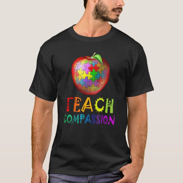 Autism Teacher teach compassion apple puzzle autis T Shirt (Framsida)