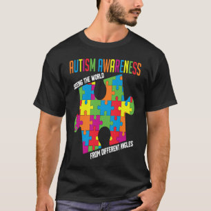 Autismmedvetenhet Ser Världen Från Olika A T Shirt
