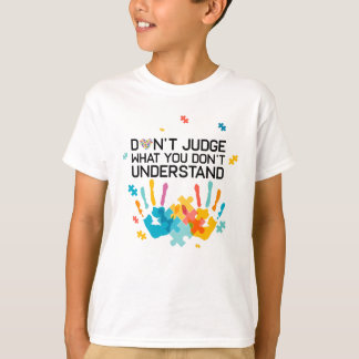 Autismmedvetenheten bedömer inte pappan för t shirt