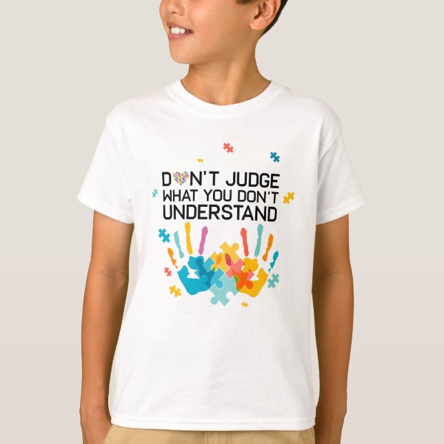 Autismmedvetenheten bedömer inte pappan för t shirt (Framsida)