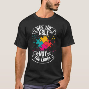 Autismpresenter för Vuxnor Autistic Asperger Syndr T Shirt