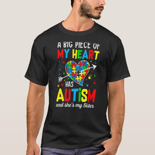 Autistisk flicka Biet mitt hjärta har autism. Hon  T Shirt (Framsida)