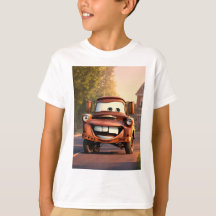 Auto Persona: Car-Turned-Human Porträtt Tee