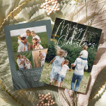 Autograf | God jul Lodrät Photo Julkort<br><div class="desc">Skicka semesterhälsningar till vänner och familj i chic stil med våra fotokort för elegant. Designen innehåller ditt favoritorienterade lodrät- eller porträtt-foto med "God jul" överlagrad över överkanten i vitt skrivna skript. Anpassa till din familj namn och året därunder och lägg till ytterligare tre foton till baksidan tillsammans med ett personligt...</div>