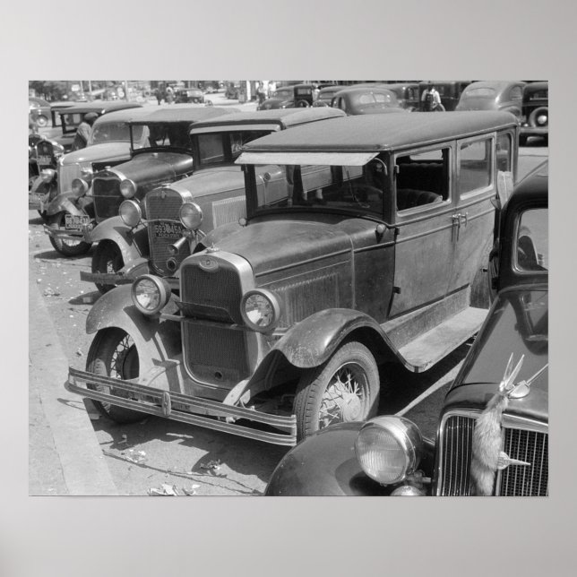 Automobiles on Main Street, 1941. Vintage Photo Poster (Framsidan)