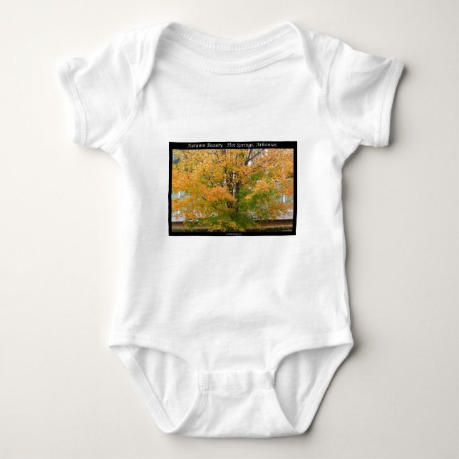 Autumn Beauty Hett Vår, Arkansas Apparel Gifts T Shirt (Framsida)