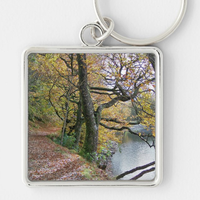 AUTUMN FYRKANTIG SILVERFÄRGAD NYCKELRING (Framsidan)