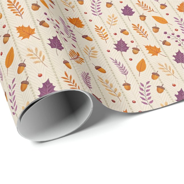 Autumn Leaf Gift Wrap in Soft Lavender and Rust Presentpapper (Rullad Hörn)
