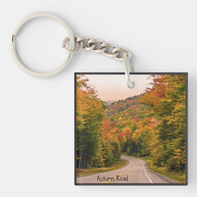 Autumn Road Acrylic Keychain (Framsidan)