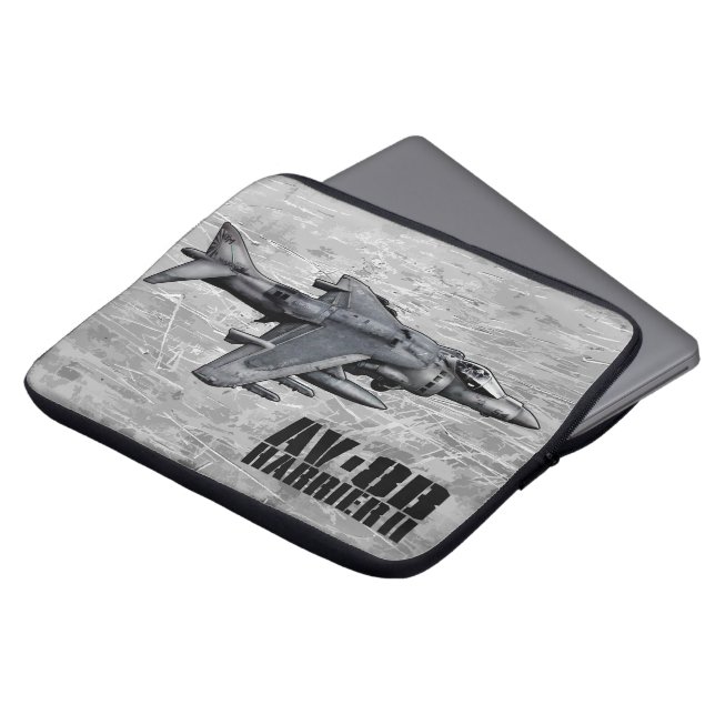 AV-8B Harrier II Laptop Sleeve (Framsida topp)