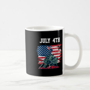 AV DEN 12 juli 2005 Manar USA:s Flagga Boys Indepe Kaffemugg