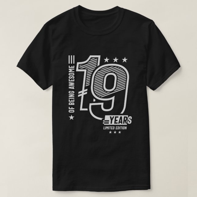 Av Fantastisk 19 år - 19:e födelsedagen T Shirt (Design framsida)