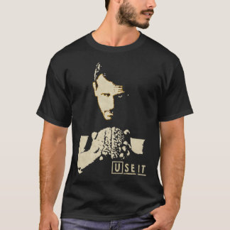 av hus t shirt
