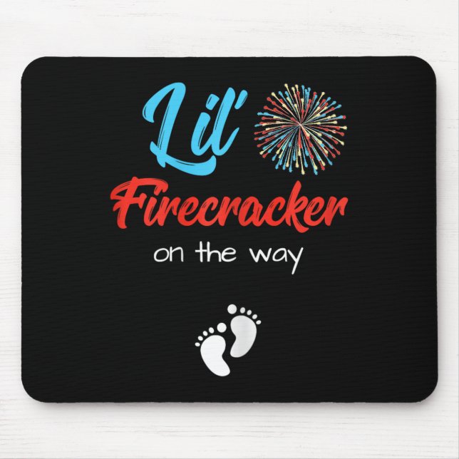 AV Juli Gravid Shirt Lil'Firecracker på Wa Musmatta (Framsidan)
