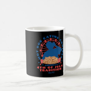 av juli: Traditionell Hett Hund Eating Tävling FUN Kaffemugg