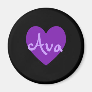 Ava vid Lila Magnet