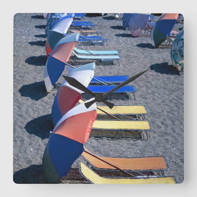 Avancerade stolar på båset fyrkantig klocka (Framsida)