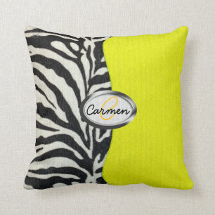 Avbilda av gul monogram för zebra tryck och för kudde