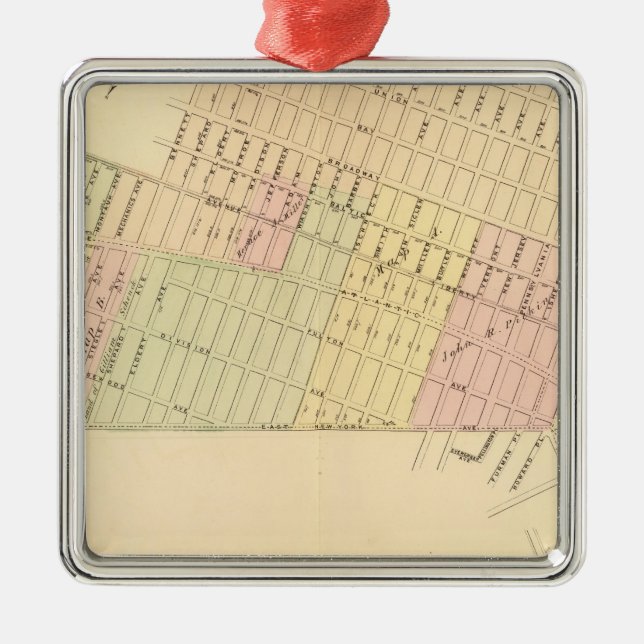 Avdelning 9 Öster New York Julgransprydnad Metall (Framsidan)