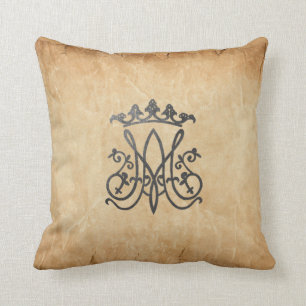 Ave Maria Monogram Kudde