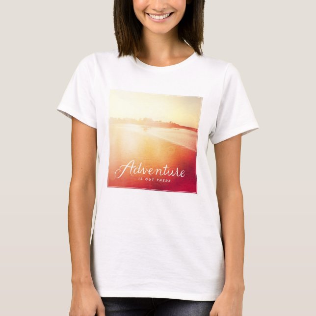 Äventyr är ut där tee shirt (Framsida)