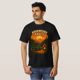 Äventyr Awaits Camping T-Shirt | Anställning, reso