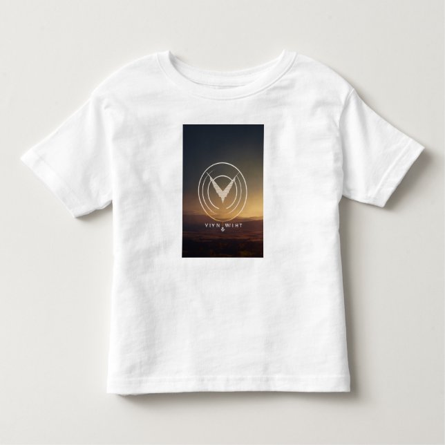 Äventyr Awaits Graphic Tee (Framsida)