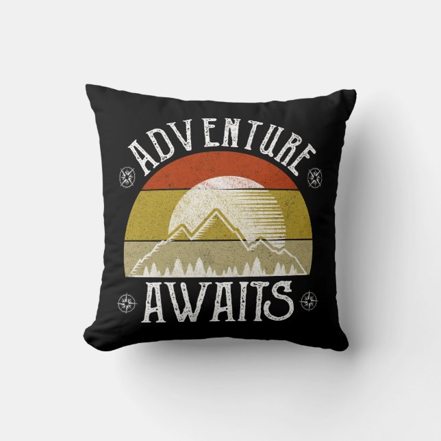 Äventyr Awaits Kudde (Framsida)