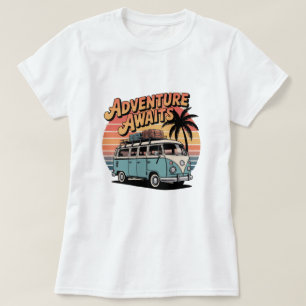 Äventyr Awaits - Retro Travel Van t-shirt