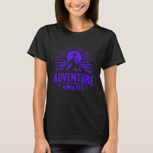 "Äventyr Awaits" T Shirt