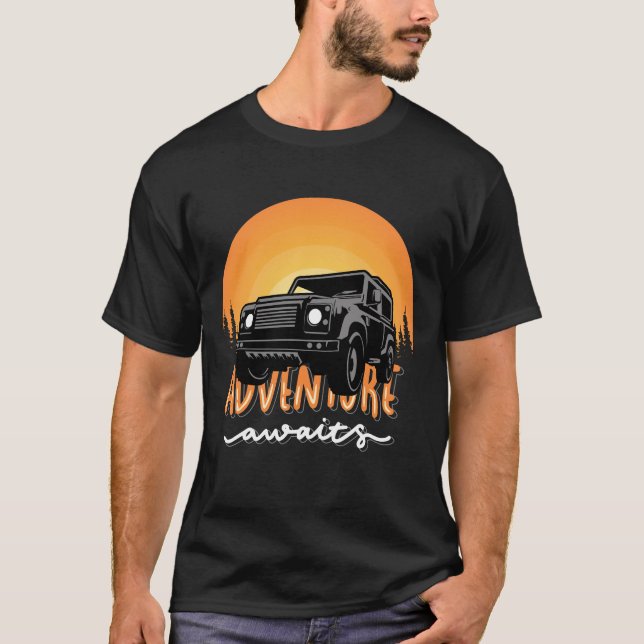 Äventyr Awaits T Shirt (Framsida)