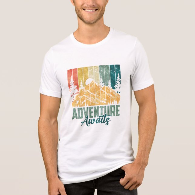 Äventyr Awaits T Shirt (Framsida)