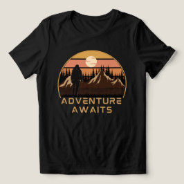 Äventyr börjar Camping Hiking , äventyr väntar på T Shirt