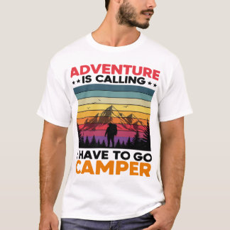 Äventyr Camper Retro Mountain Camping Design T Shirt