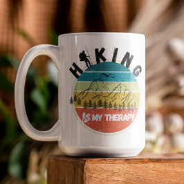 Äventyr-citattecken Hiking är terapiåterfärgning Kaffemugg