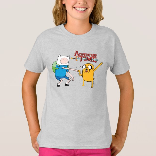 Äventyr | Finn & Jake Fist Bump T Shirt (Framsida)