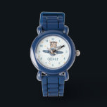 Äventyr-flygets nödblått Flygplan Armbandsur<br><div class="desc">Ge ditt barn en känsla av äventyr med vår goda "Aviation Bear Kids Watch"! Med en söt björn som rider en blå vintage flygplan är den här fina klockan perfekt för unga utforskare. Den färgstarka och lekande designen gör att du lär dig att berätta roligt och engagemang. Med ett bekvämt,...</div>