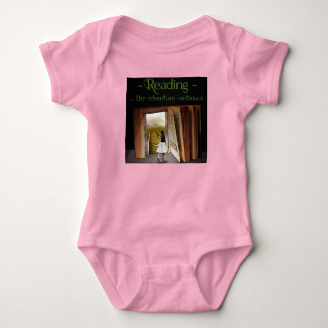 Äventyr fortsätter att läsa t shirt (Framsida)