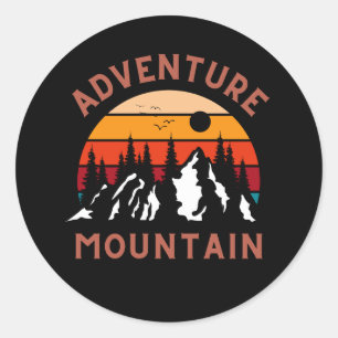 Äventyr Mountain Runt Klistermärke