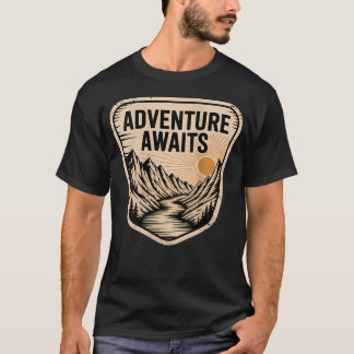 Äventyr Väntar Berg Flod Solnedgång T Shirt