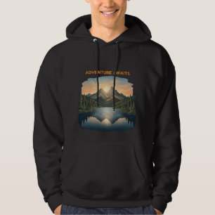Äventyr Väntar Bergssjö Solnedgång Vandring Hoodie