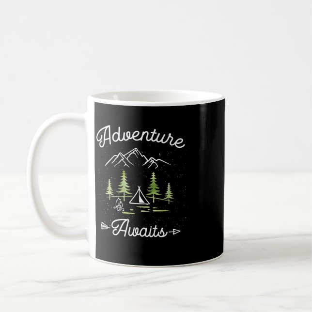 Äventyr Väntar Camping Vandring Utomhus Resa T-Shi Kaffemugg (Vänster)