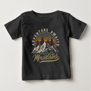 Äventyr väntar på att utforska bergens Vintage T Shirt