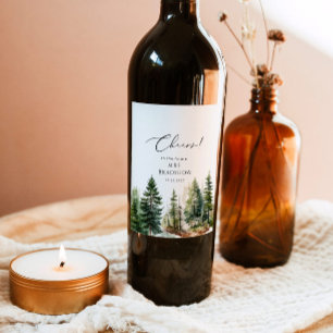 Äventyr väntar på den skogar som är jordnära möhip vinflaska etikett